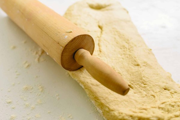 Rouleau à pizza : Quel matériau choisir pour cet accessoire ?